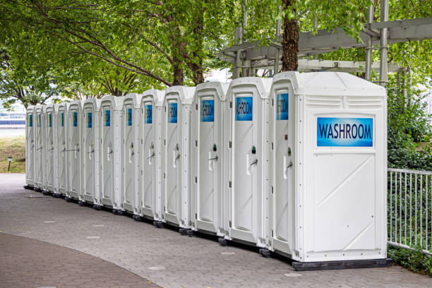 Best Long-term porta potty rental  in Cascade, IA