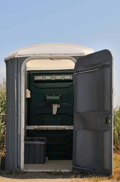 Best Sanitation services for porta potties  in Cascade, IA